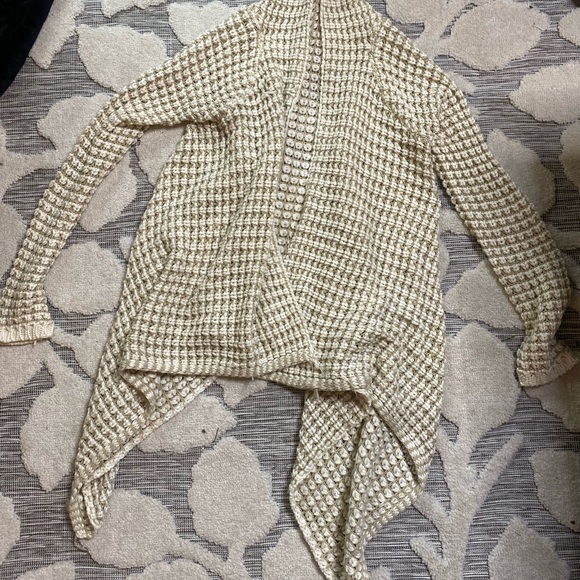 BCBG sweater - Picture 1 of 1